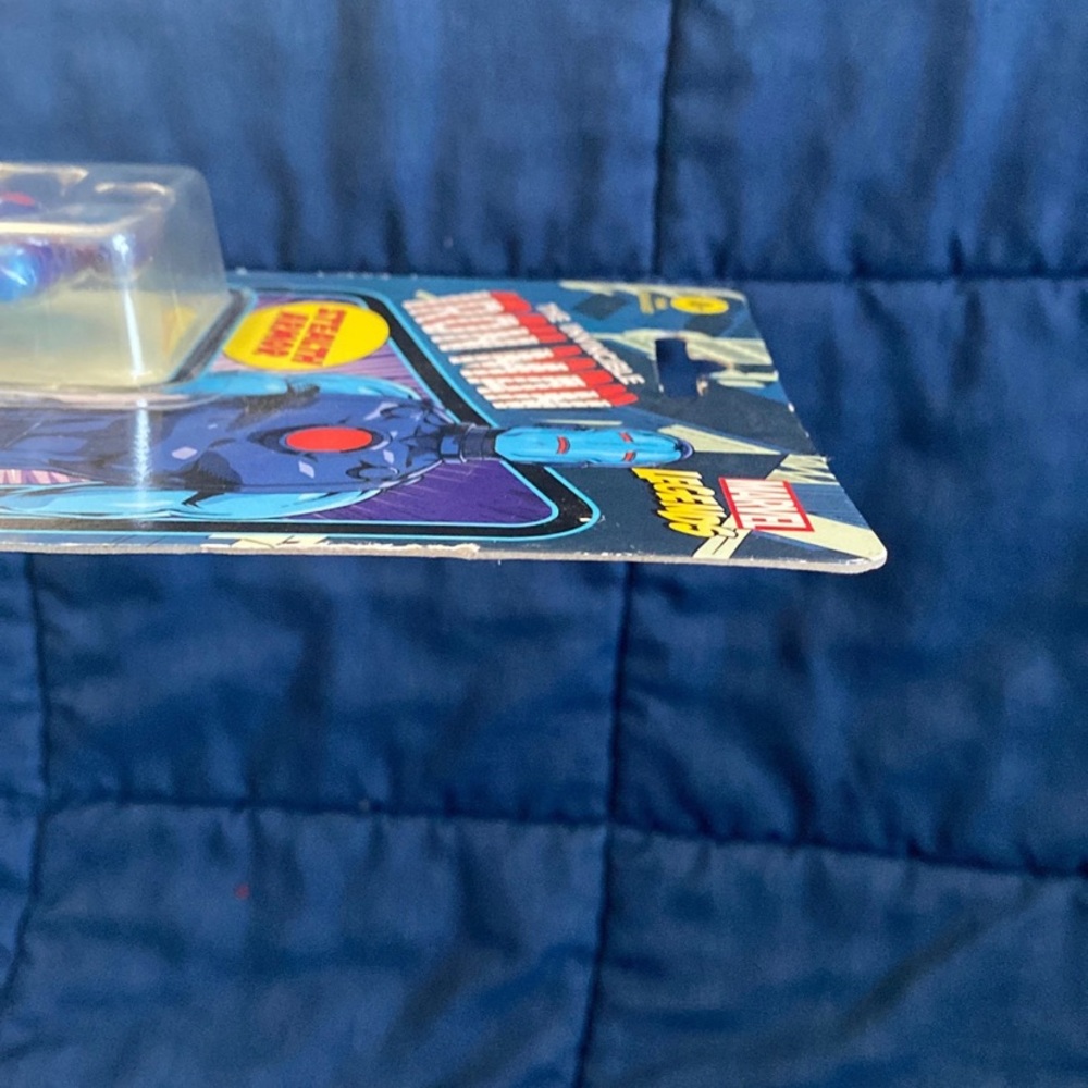 Marvel Legends The Invincible Iron Man Stealth Armor Kenner Figure - Picture 9 of 10